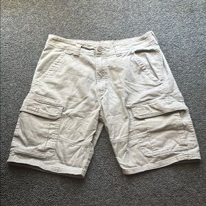 Wrangler Tan Cargo Shorts Classic Utilitarian Style